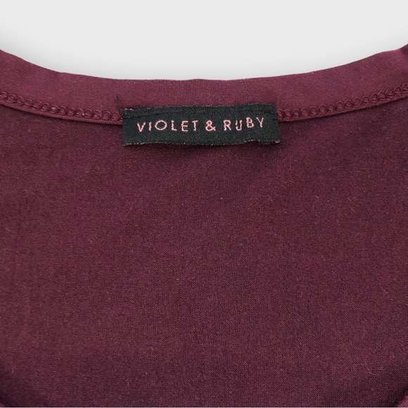 Violet & Ruby, “Loved“ Graphic, Ruched Sides Tee - Picture 6 of 13